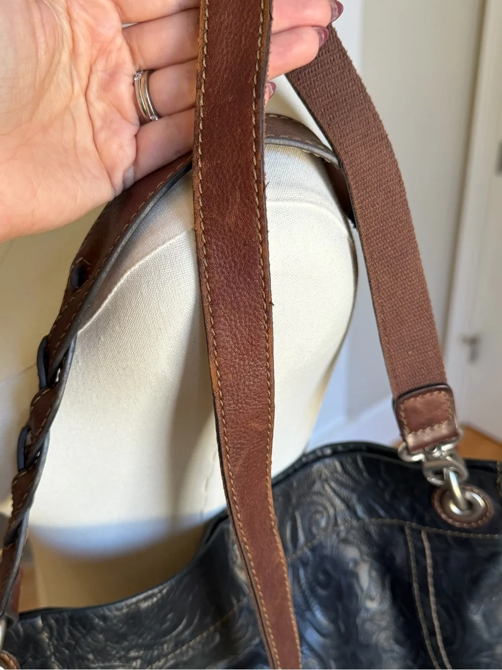 Fossil Long Live Vintage Black Embossed Leather Crossbody Shoulder Bag